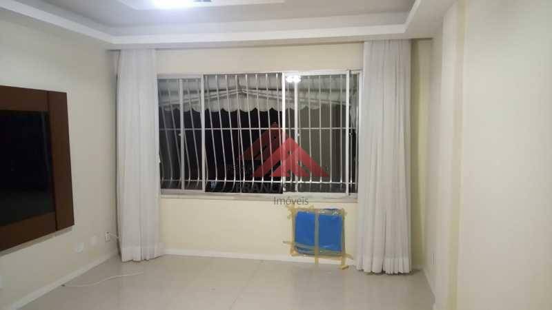 Apartamento à venda com 2 quartos, 75m² - Foto 5