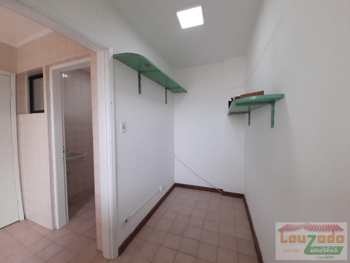 Apartamento para alugar com 3 quartos, 120m² - Foto 6