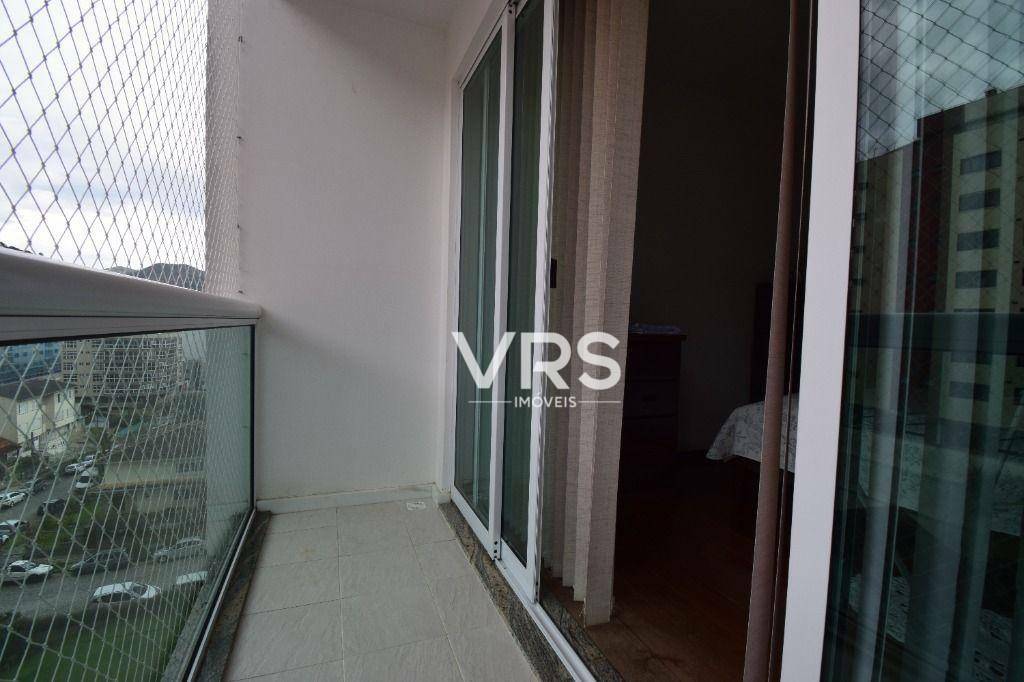 Apartamento à venda com 3 quartos, 142m² - Foto 15