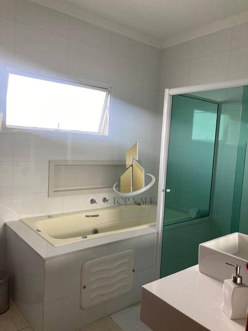 Sobrado à venda com 3 quartos, 240m² - Foto 17