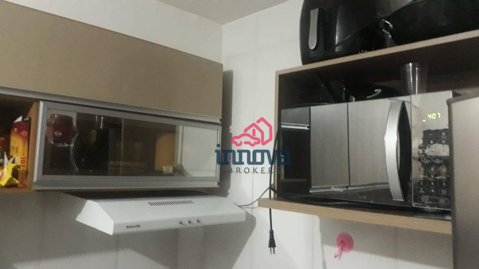 Apartamento à venda com 2 quartos, 45m² - Foto 4