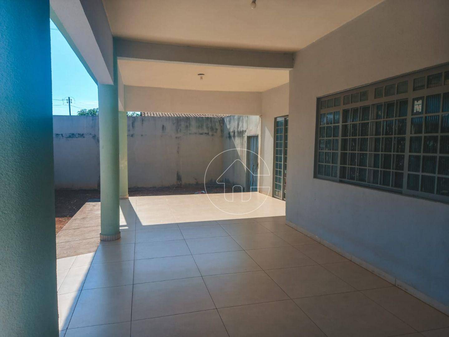 Casa, 3 quartos, 300 m² - Foto 2