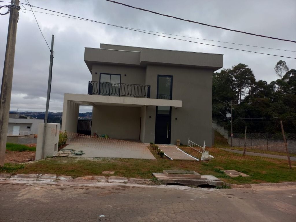 Casa de Condomínio à venda com 3 quartos, 255m² - Foto 2