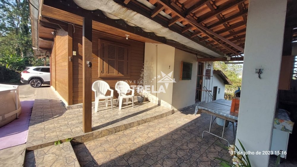 Casa à venda com 3 quartos, 209m² - Foto 18