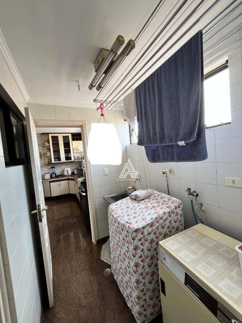 Apartamento à venda com 3 quartos, 157m² - Foto 69