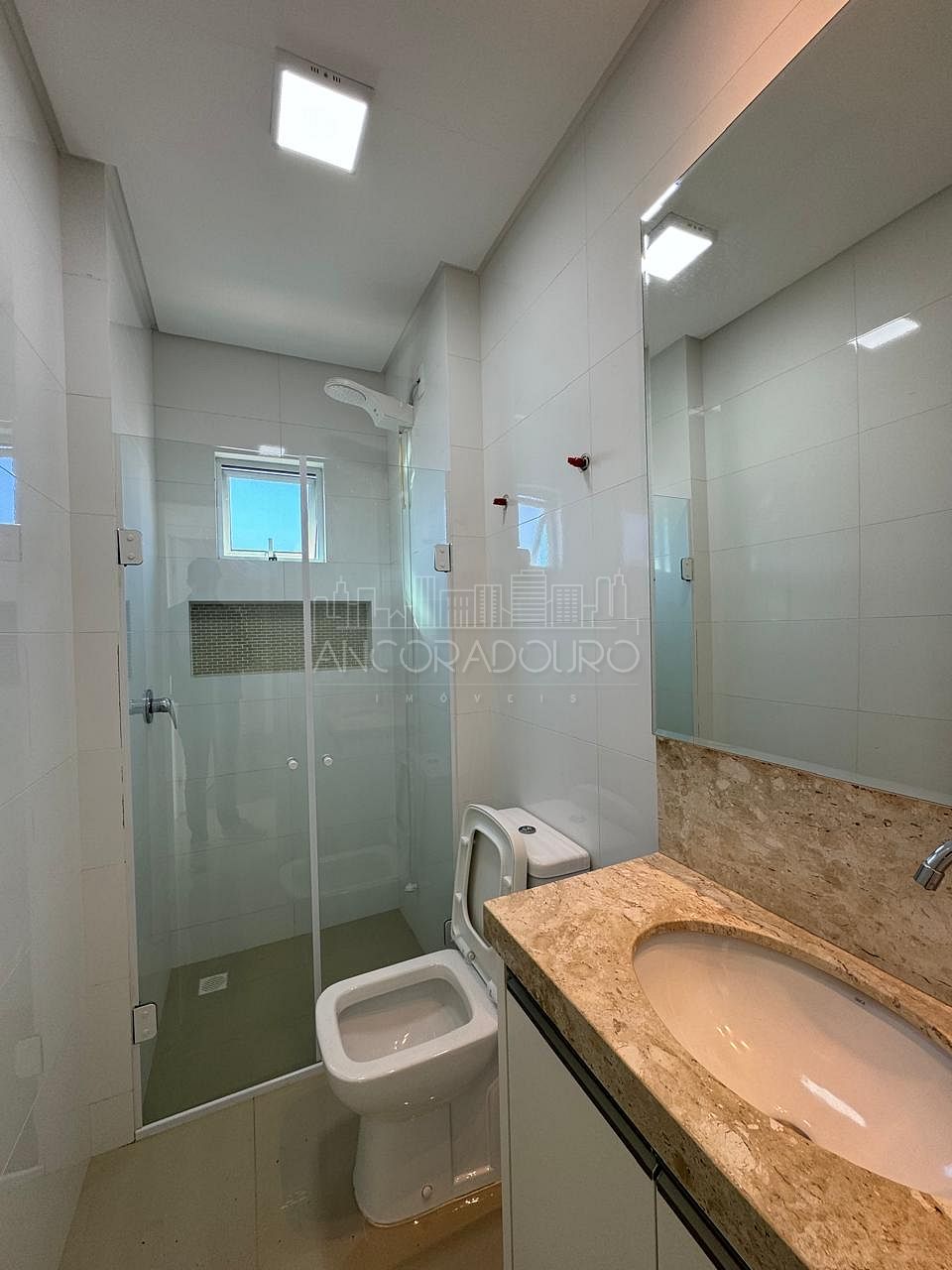 Apartamento à venda com 2 quartos, 76m² - Foto 9