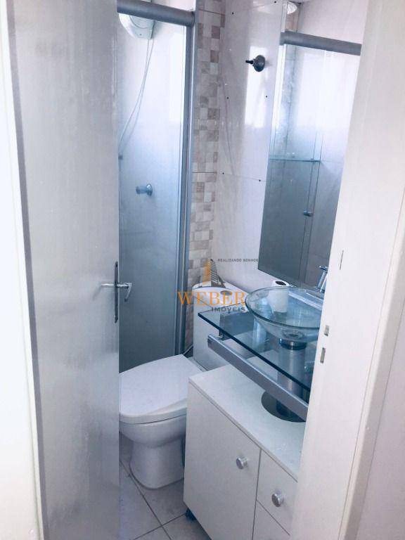 Apartamento à venda com 2 quartos, 52m² - Foto 11