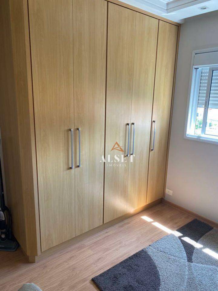 Apartamento à venda com 3 quartos, 121m² - Foto 10