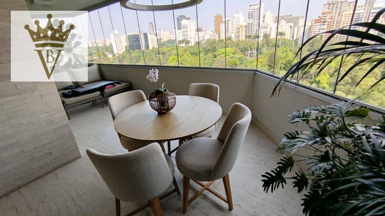 Apartamento para alugar com 4 quartos, 271m² - Foto 2