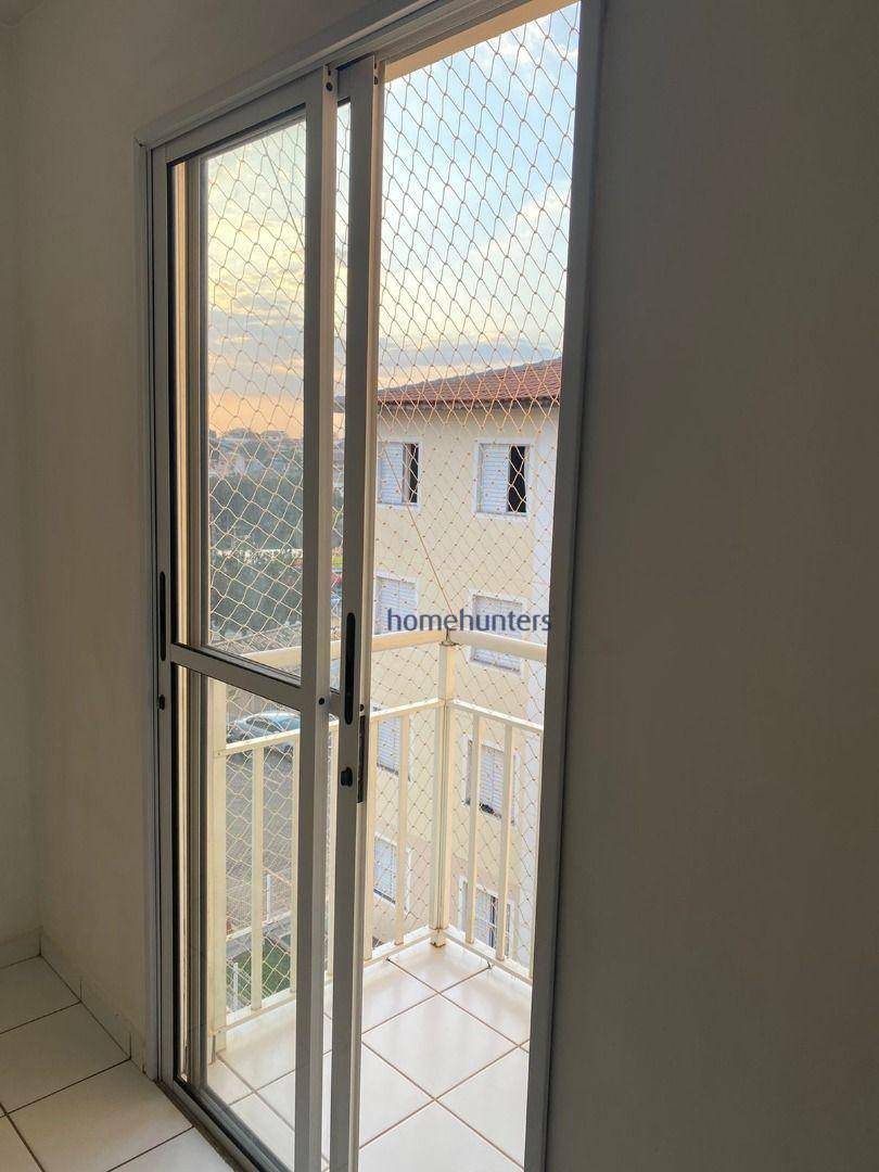 Apartamento à venda com 2 quartos, 47m² - Foto 4