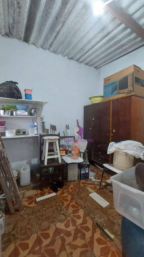 Sobrado à venda com 2 quartos, 157m² - Foto 13