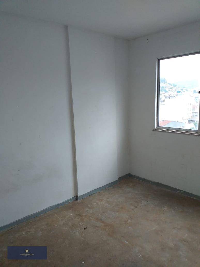 Apartamento à venda com 2 quartos, 60m² - Foto 5