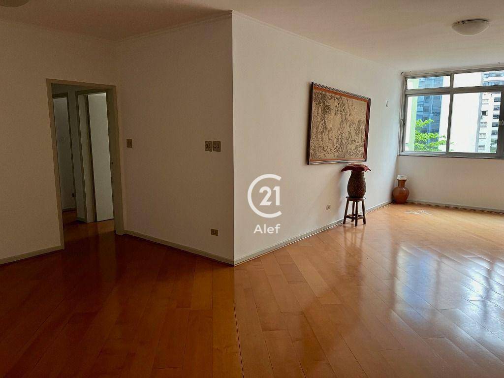 Apartamento à venda com 3 quartos, 174m² - Foto 1