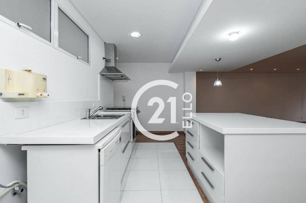 Apartamento para alugar com 3 quartos, 140m² - Foto 22