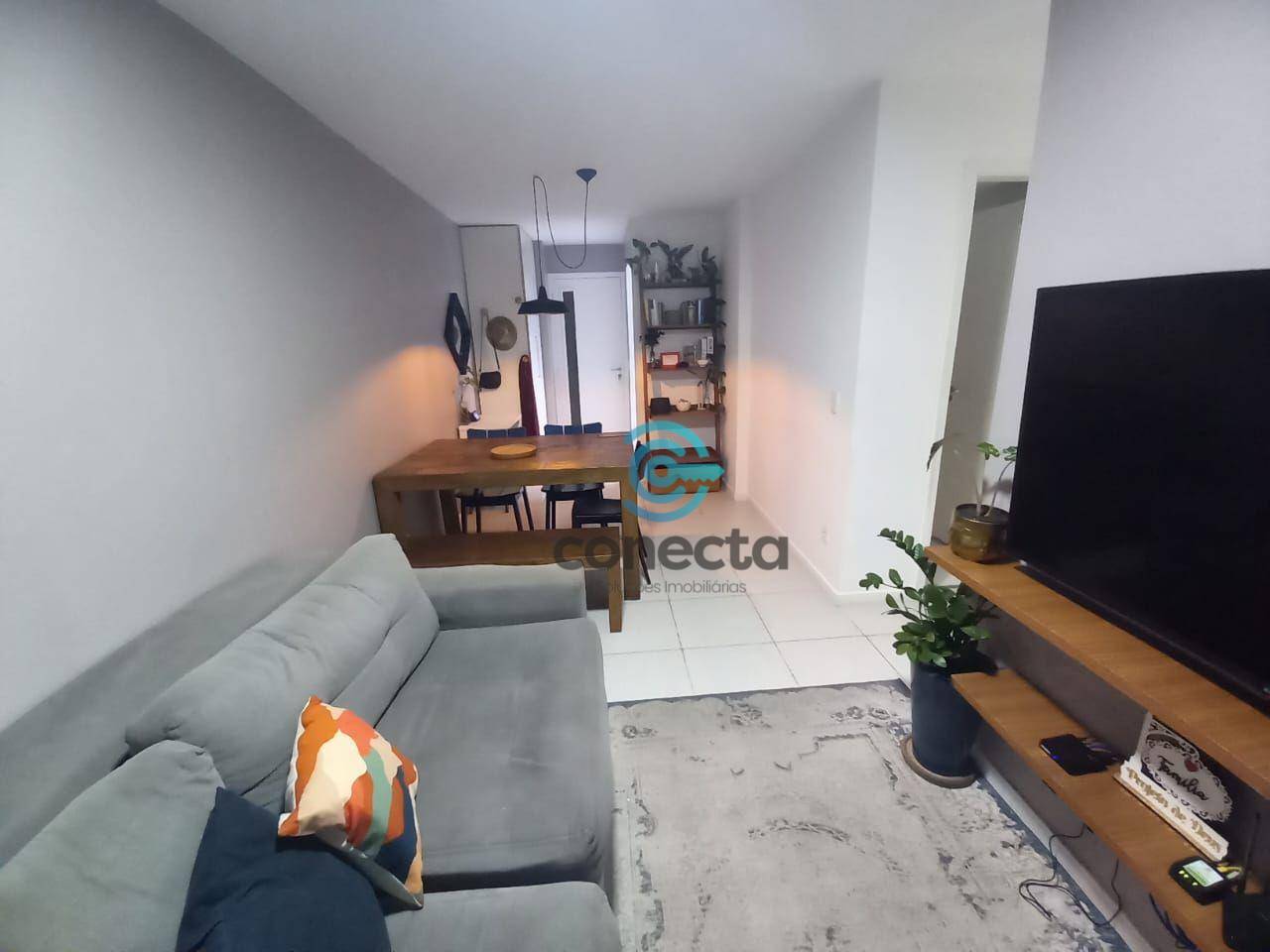 Apartamento à venda com 3 quartos, 70m² - Foto 4