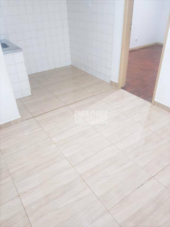 Apartamento à venda com 2 quartos, 41m² - Foto 6