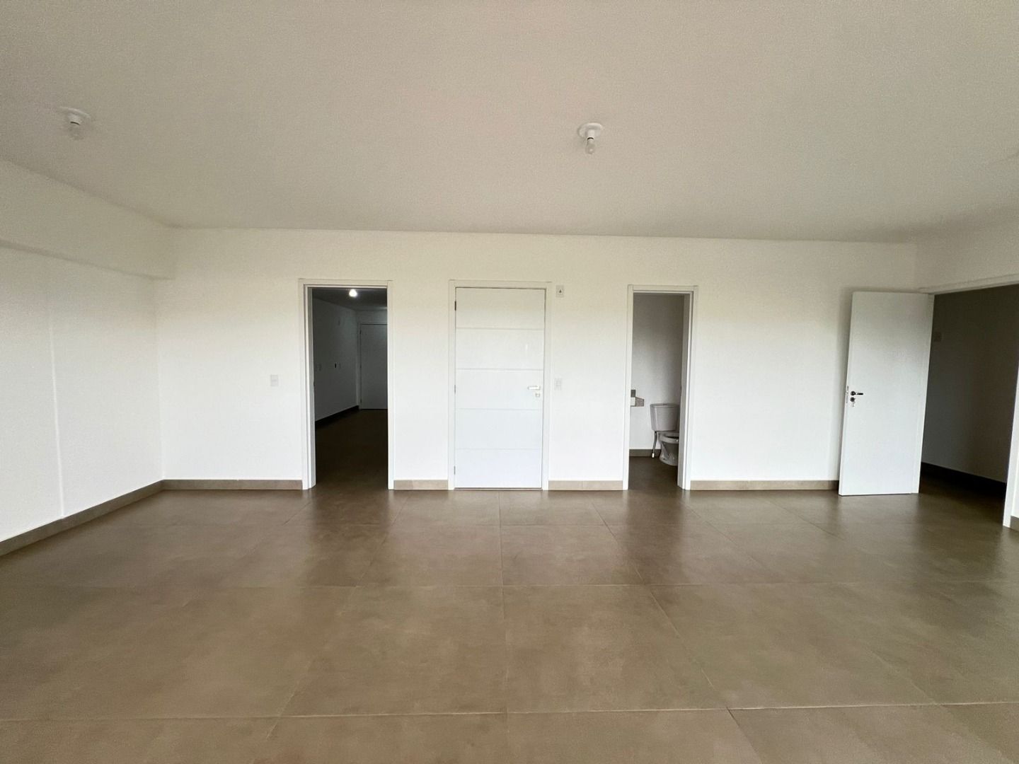 Apartamento à venda com 4 quartos, 198m² - Foto 6