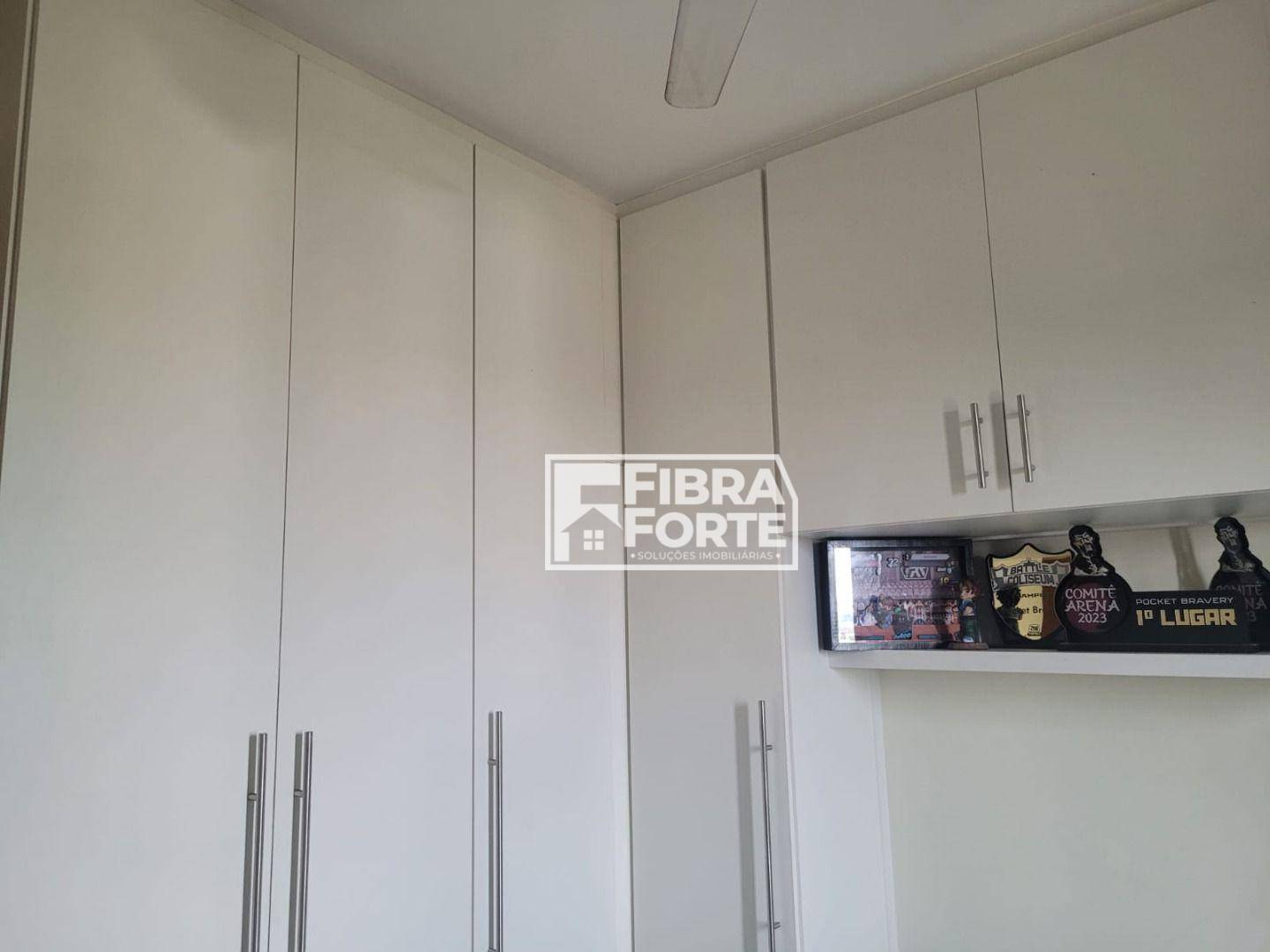 Apartamento à venda com 3 quartos, 82m² - Foto 19