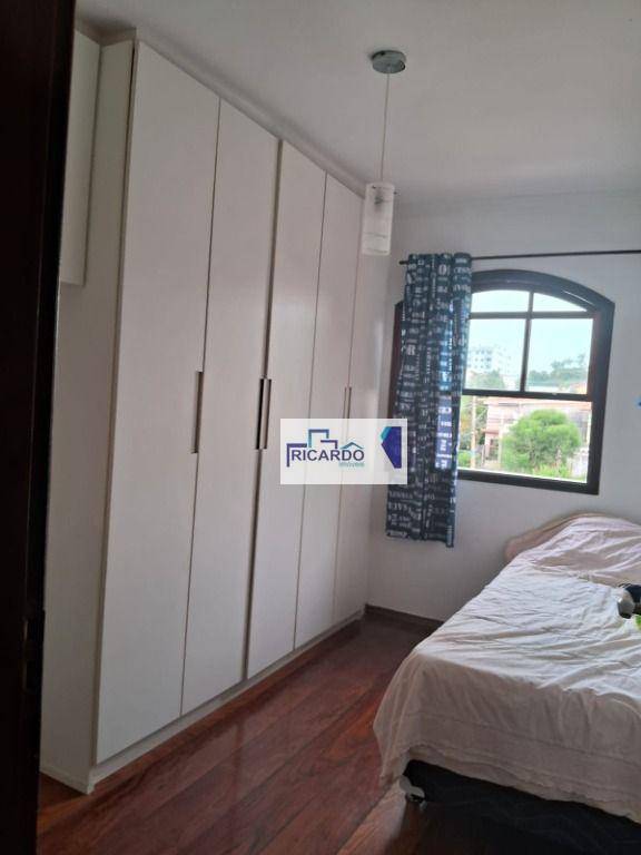 Sobrado à venda com 3 quartos, 157m² - Foto 11