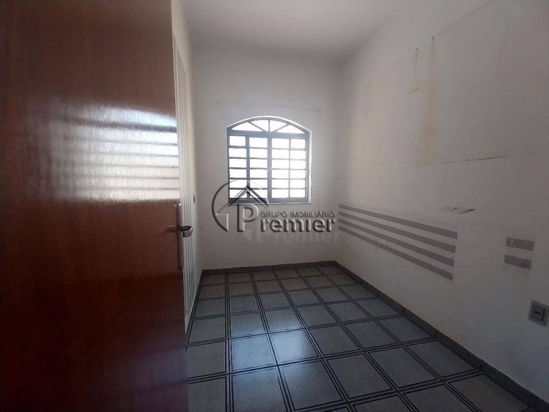 Casa à venda com 5 quartos, 446m² - Foto 13