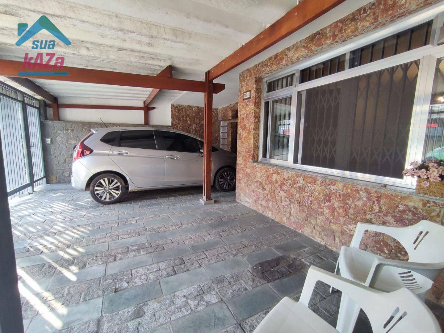 Casa à venda com 4 quartos, 250m² - Foto 4