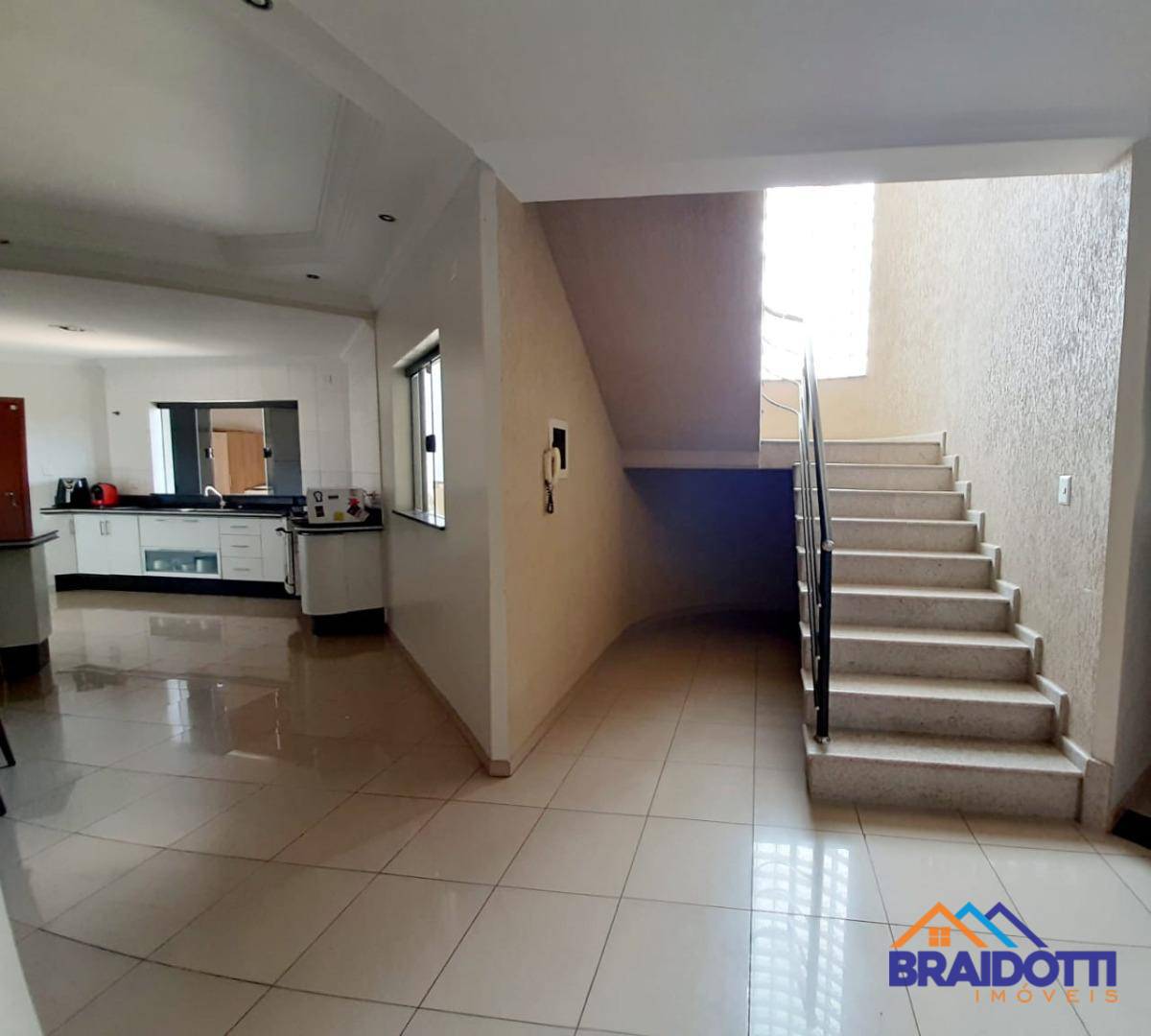 Casa à venda com 3 quartos, 270m² - Foto 13