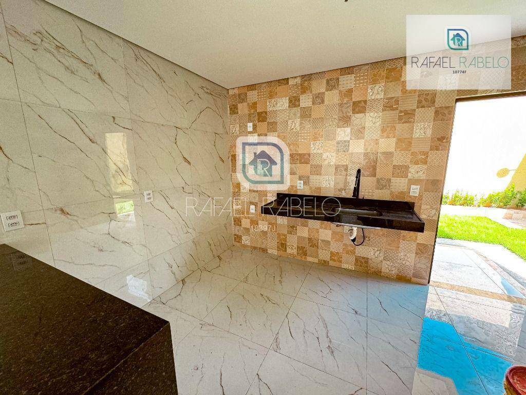Casa à venda com 4 quartos, 165m² - Foto 5