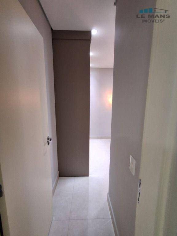 Apartamento à venda com 2 quartos, 55m² - Foto 17