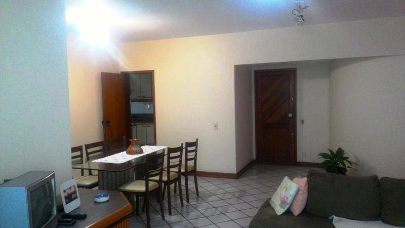 Apartamento à venda com 4 quartos, 150m² - Foto 2