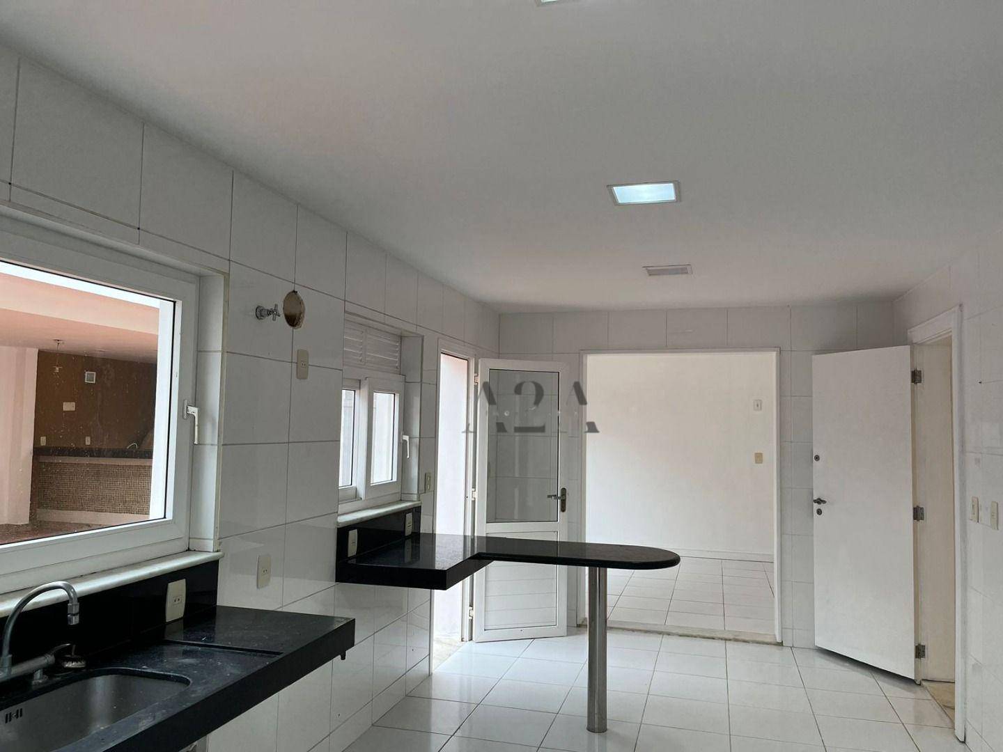 Casa à venda com 4 quartos, 357m² - Foto 31
