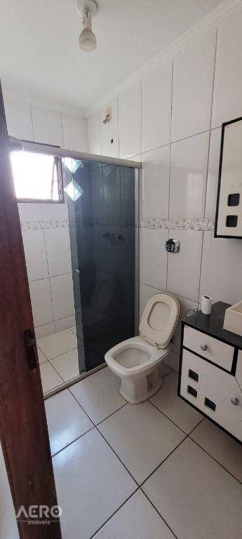 Casa à venda com 3 quartos, 130m² - Foto 6