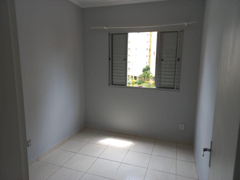 Apartamento à venda com 3 quartos, 74m² - Foto 13