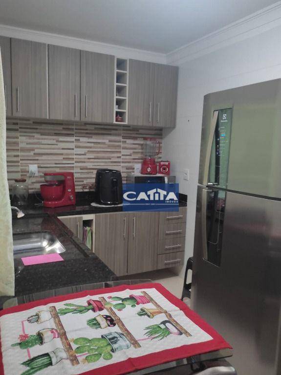 Sobrado à venda com 2 quartos, 64m² - Foto 12