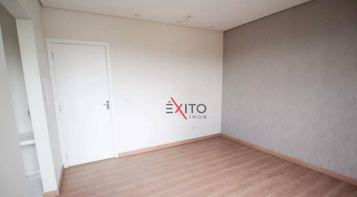 Apartamento à venda com 2 quartos, 45m² - Foto 2