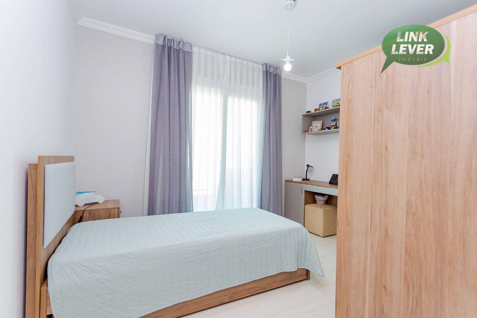 Casa à venda com 5 quartos, 177m² - Foto 27