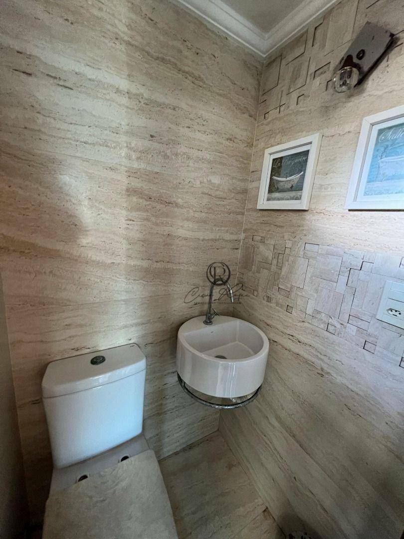 Casa para alugar com 4 quartos, 289m² - Foto 18