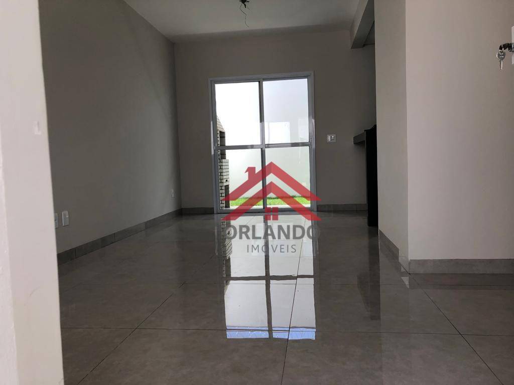 Sobrado à venda com 2 quartos, 79m² - Foto 1