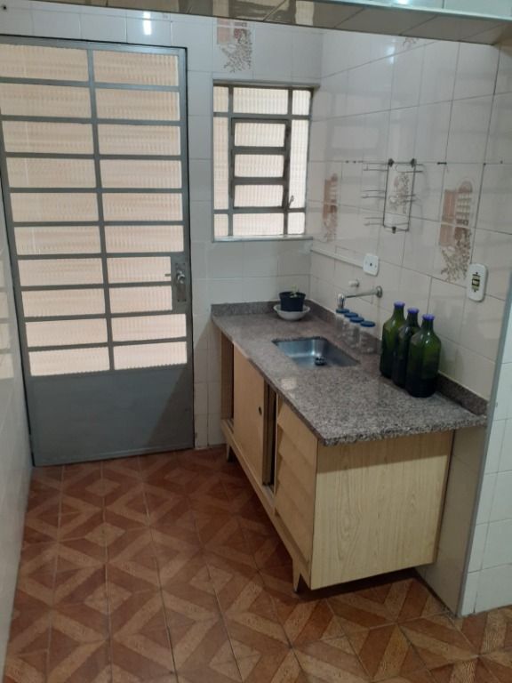 Casa para alugar com 3 quartos, 180m² - Foto 18