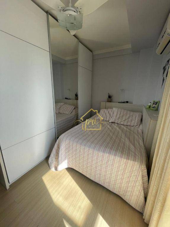 Apartamento à venda com 3 quartos, 210m² - Foto 29