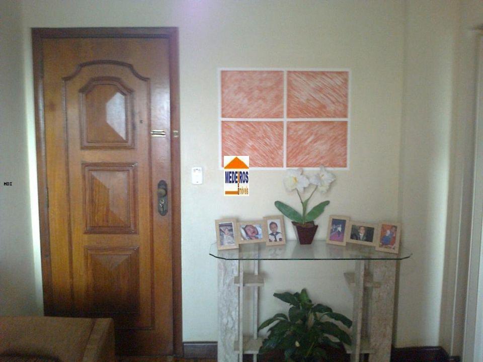 Apartamento à venda com 2 quartos, 70m² - Foto 6