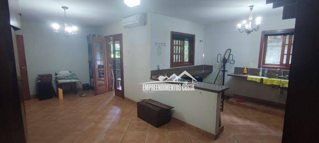 Casa de Condomínio à venda com 4 quartos, 2550m² - Foto 4