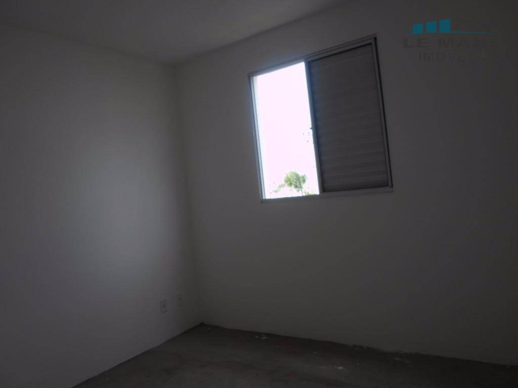 Apartamento à venda com 2 quartos, 46m² - Foto 23