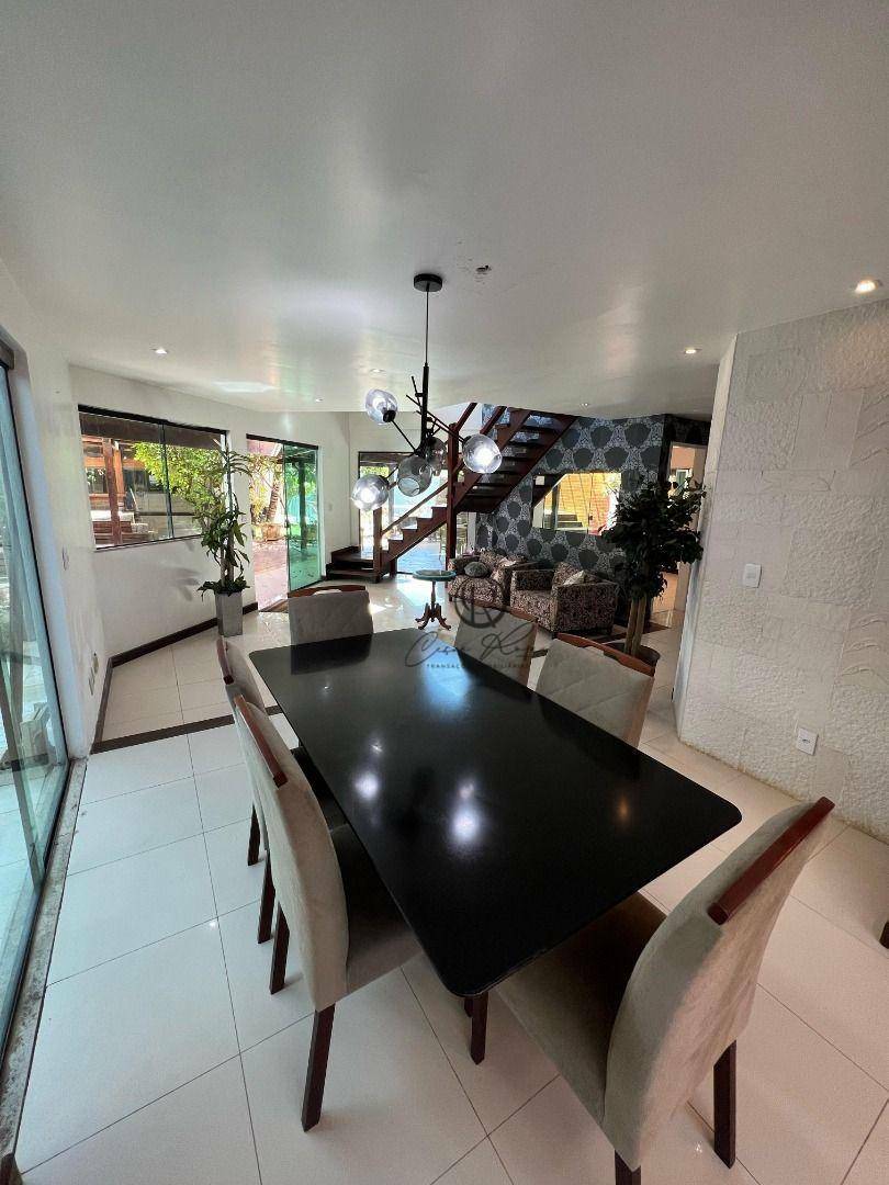 Casa para alugar com 4 quartos, 289m² - Foto 20