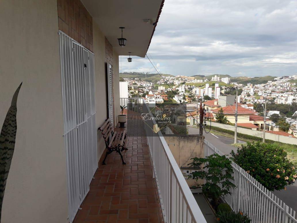 Apartamento à venda com 3 quartos, 125m² - Foto 8