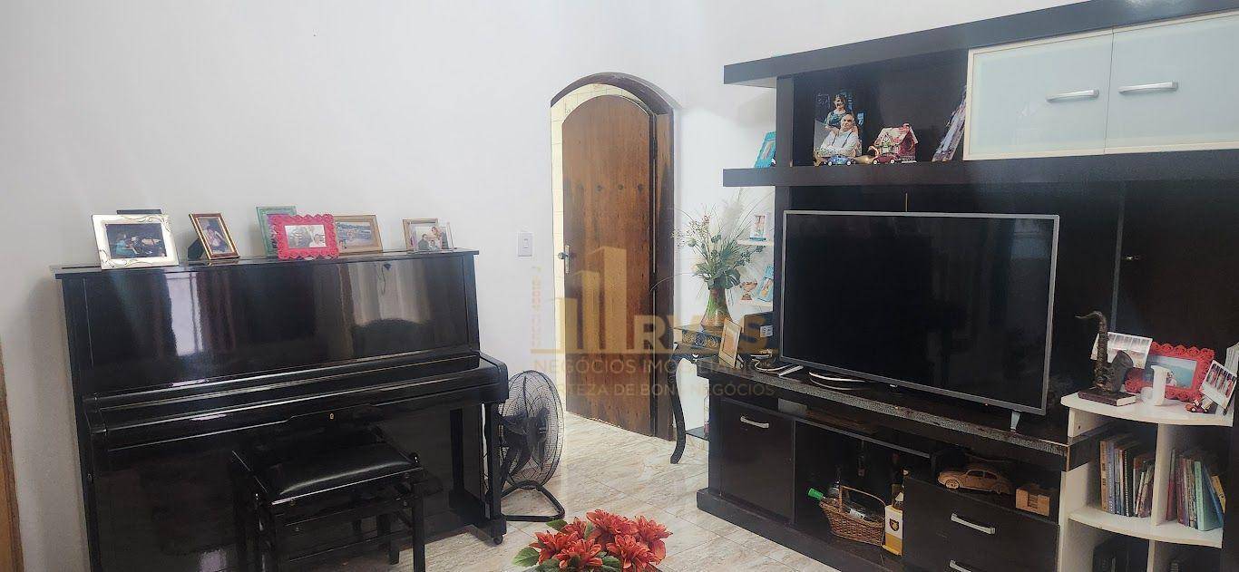 Casa, 3 quartos, 148 m² - Foto 4