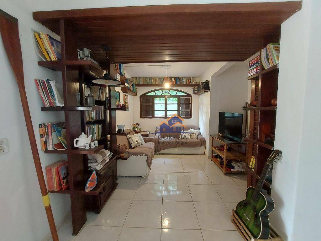 Casa à venda com 4 quartos, 1500m² - Foto 44