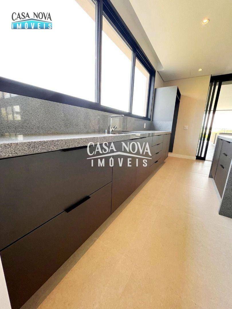 Casa à venda com 4 quartos, 700m² - Foto 22