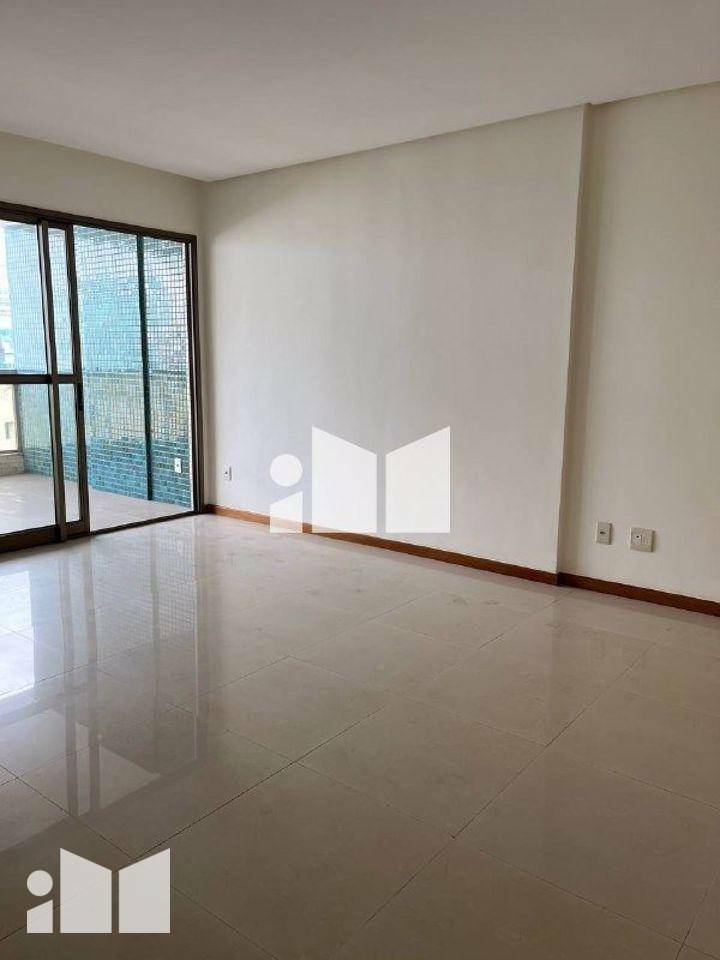 Apartamento à venda com 3 quartos, 110m² - Foto 6