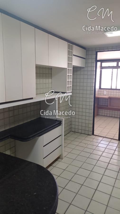 Apartamento à venda com 3 quartos, 186m² - Foto 9