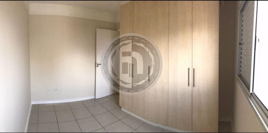 Apartamento à venda com 3 quartos, 97m² - Foto 13